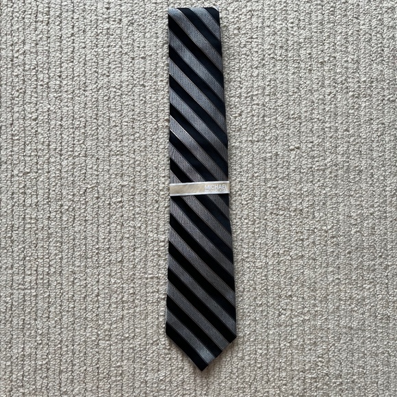 NWOT - Michael Kors Striped Tie - Picture 2 of 4